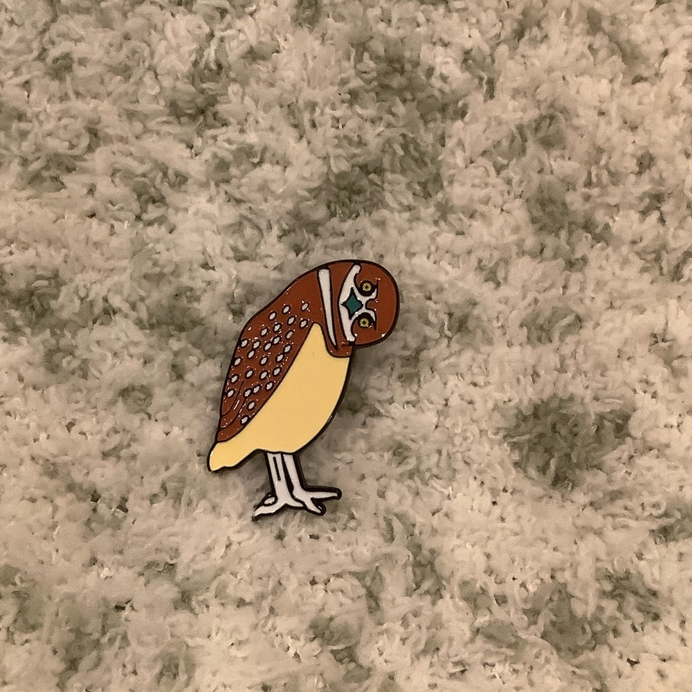 Brown and Yellow Enamel Owl Bird Brooch Pin NWT 1.5 x 1.25”